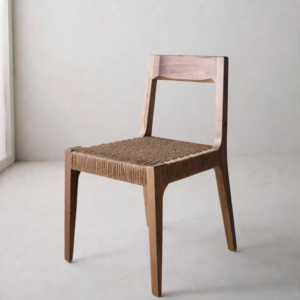 Perfil de la Silla Nativa de petiribí con respaldo de madera maciza.