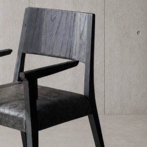 Detalle de la veta de la madera del Sillón Borneo Total Black
