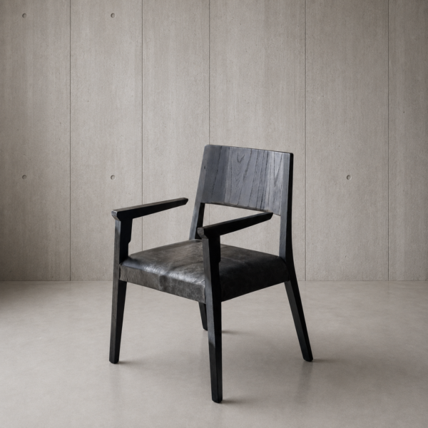 Sillón Borneo Total Black de madera maciza y cuero negro